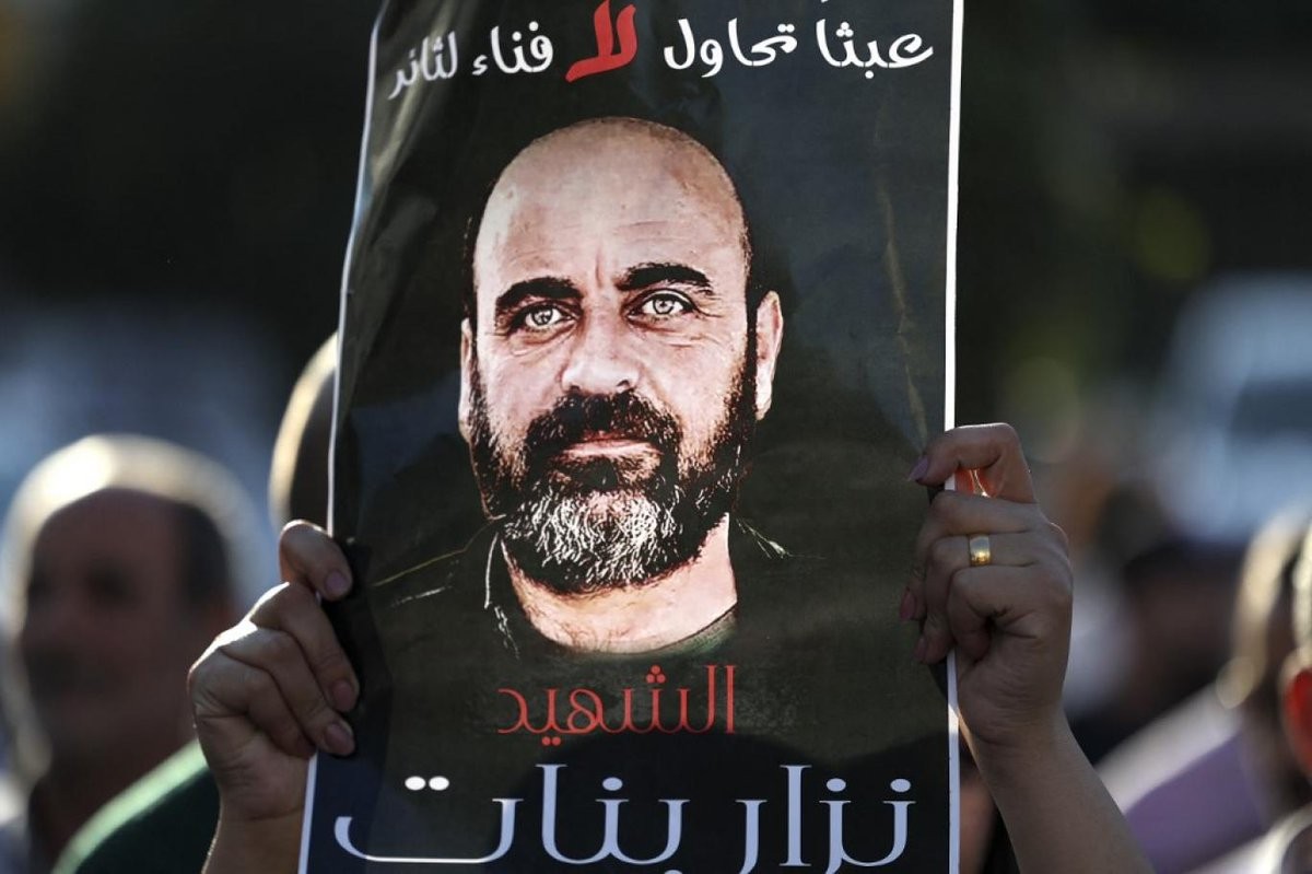 عام على اغتيال الناشط السياسي نزار بنات