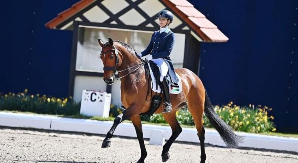 الفارسة الفلسطينية ديانا الشاعر.jpg