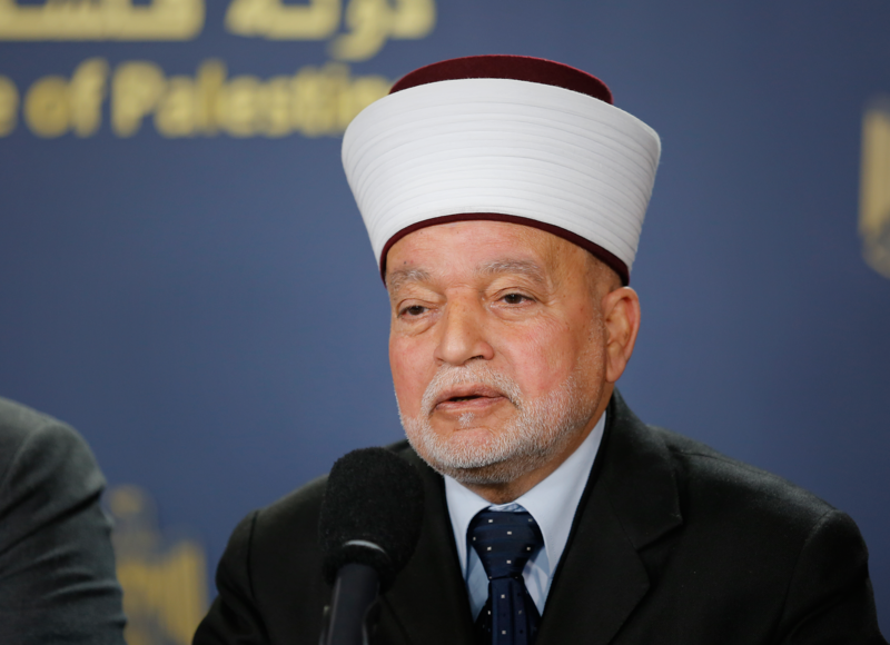 المفتي العام للقدس والديار الفلسطينية– خطيب المسجد الأقصى الشيخ محمد حسين
