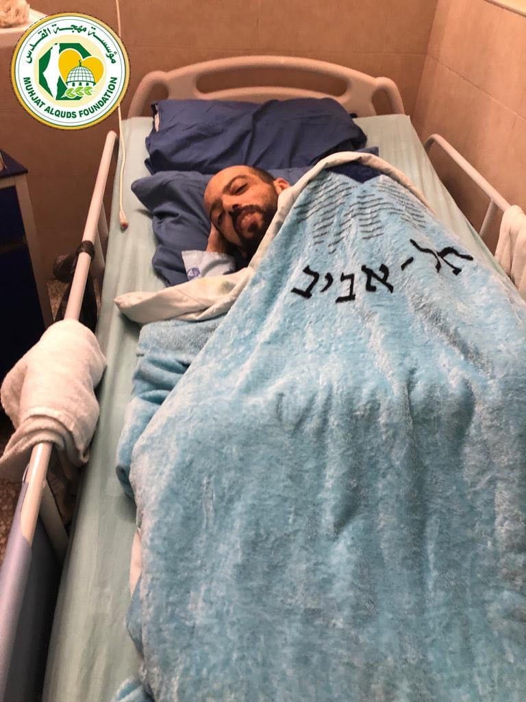 الأسير خليل عواودة الذي جمد الاحتلال الاعتقال الإداري بحقه