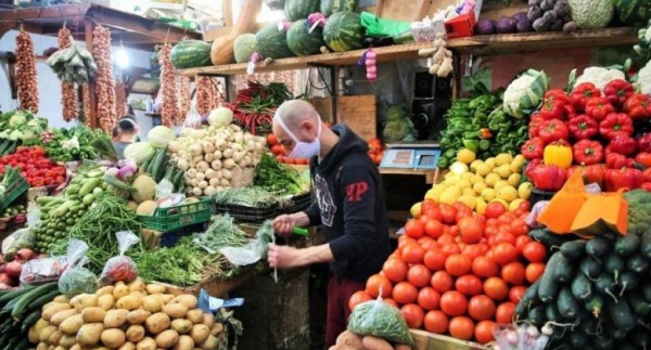 أسعار الخضراوات والدجاج واللحوم بغزة اليوم الإثنين