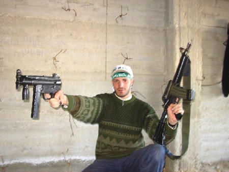 الشهيد القسامي باسل محمد شفيق القواسمي