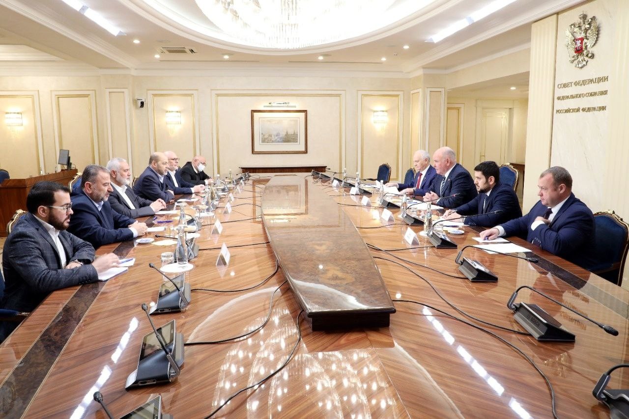 صورة من اللقاء