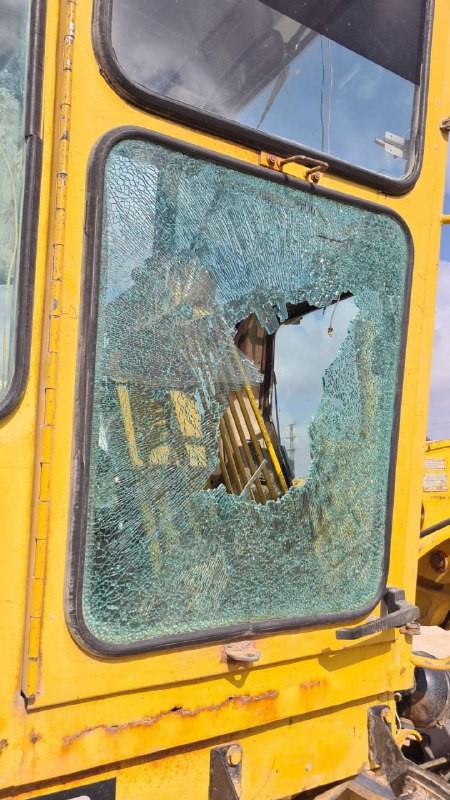 بالفيديو: مقاومون يستهدفون مركبة هندسية للاحتلال قرب حاجز الجلمة بجنين