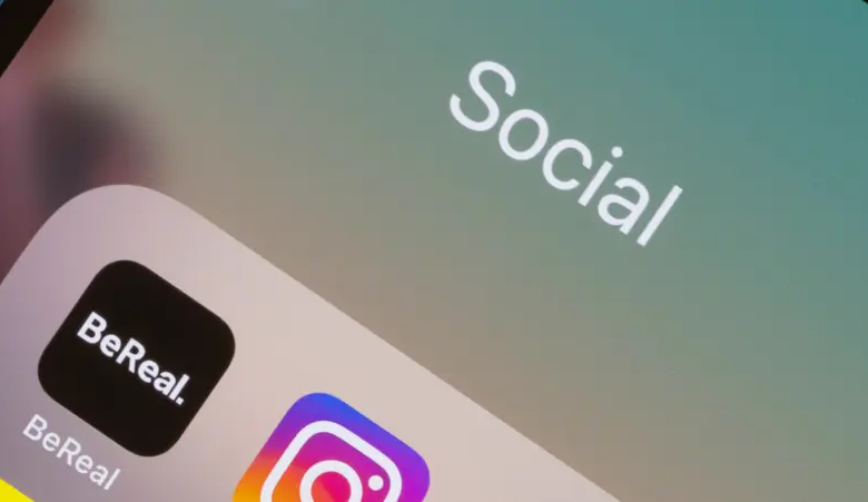 يستعمله الآلاف.. تطبيق قد يسحب البساط عن إنستغرام