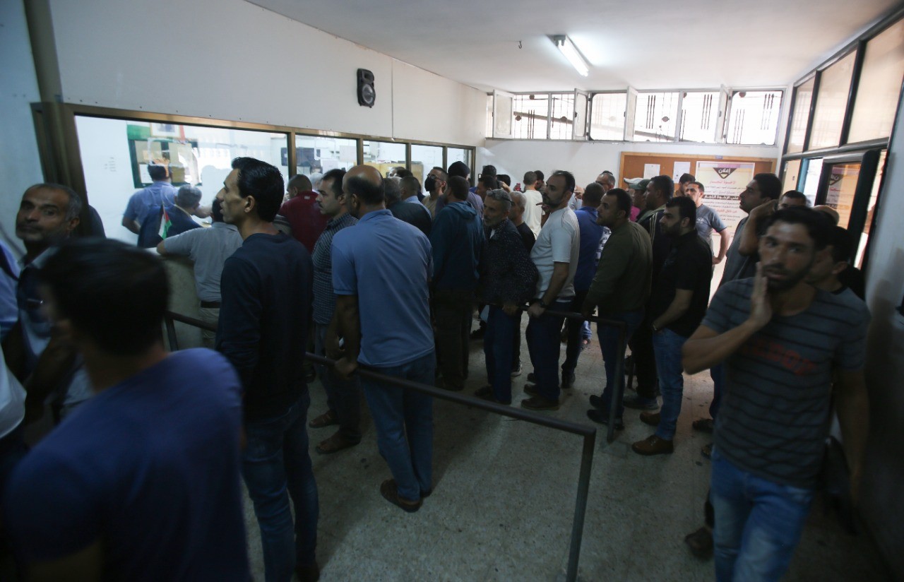 كوتة إياد نصر.. تلاعب بحصص المحافظات والاحتياجات الإنسانية