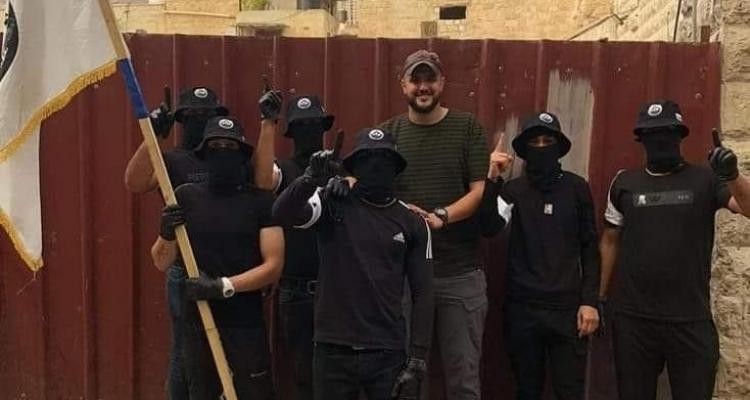 الشهيد الكيلاني مع مقاومي عرين الأسود