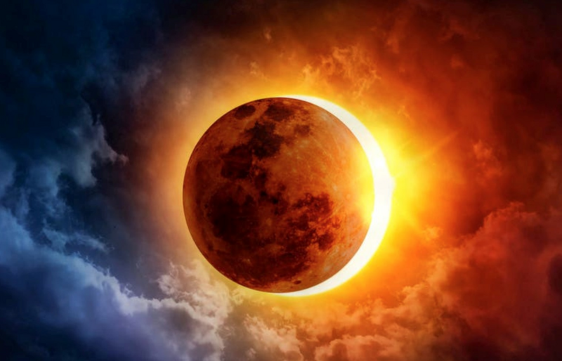 كسوف الشمس في فلسطين الثلاثاء وتحذيرات من النظر إليها