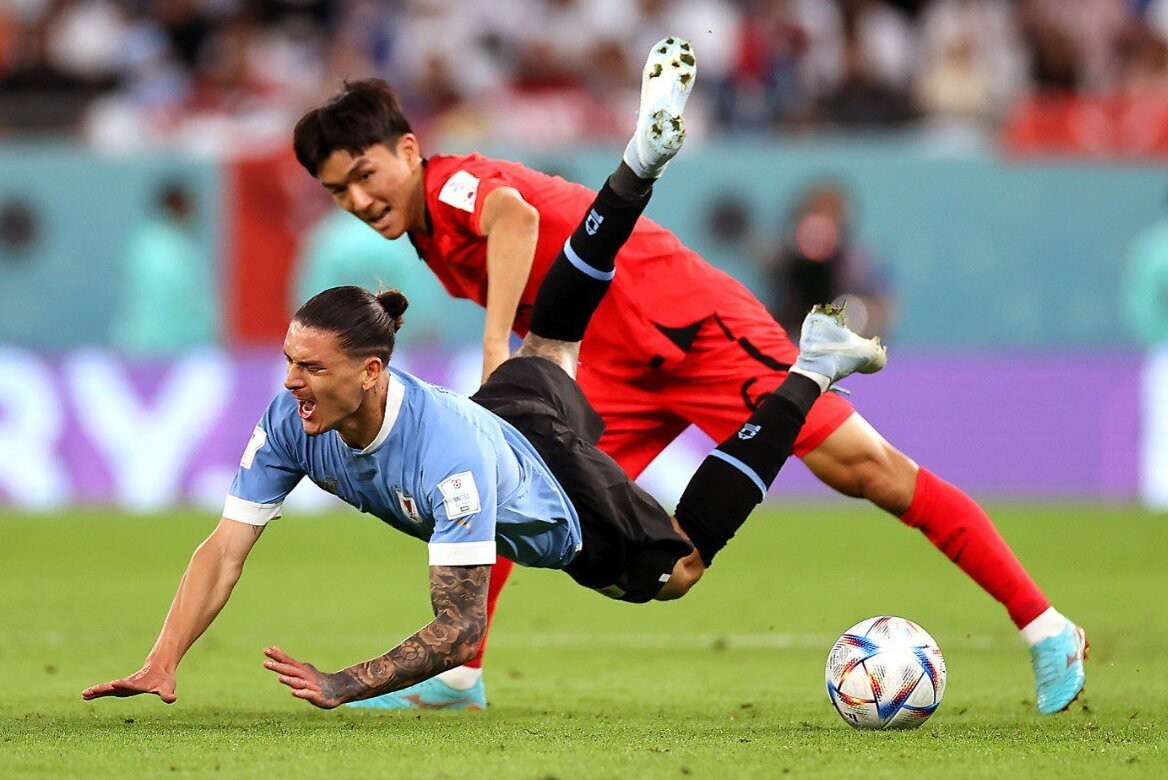 التعادل السلبي يحسم مواجهة أوروجواي وكوريا الجنوبية