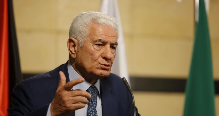 عضو اللجنة المركزية لحركة فتح عباس زكي