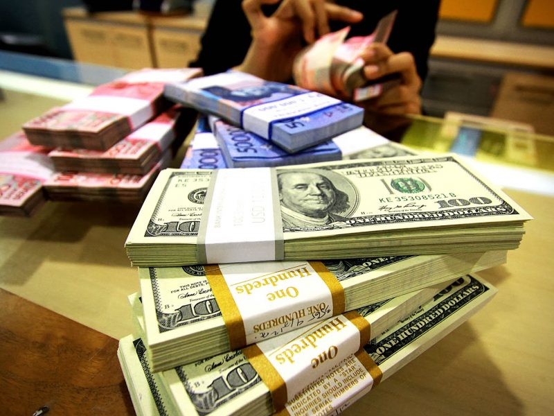 طالع سعر صرف العملات في العراق: سعر الدولار مقابل الدينار العراقي اليوم: اسعار الذهب في العراق اليوم الخميس