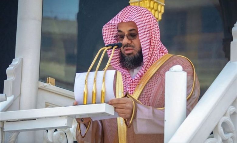 إليك حقيقة استقالة الشيخ سعود الشريم من الحرم المكي