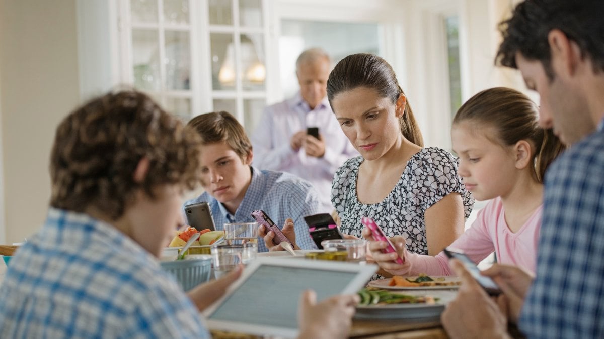 حتى تكون الأسرة سوية نفسياً- إليك بعض النصائح