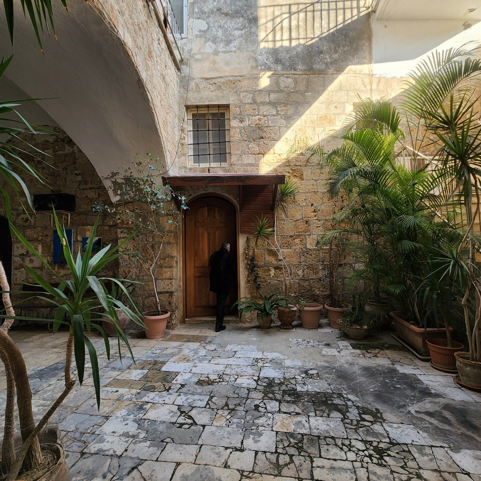 مخطط (إسرائيلي) للاستيلاء على الكنيسة المارونية في عكا القديمة