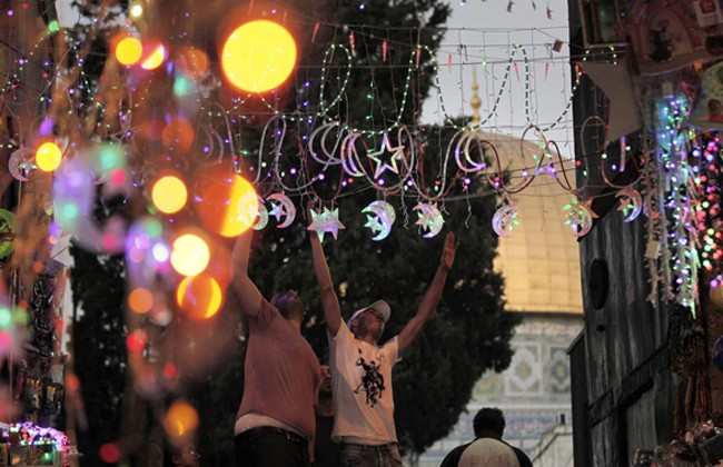 بالصور.. المسجد الأقصى يتزين استعدادًا لشهر رمضان 2023