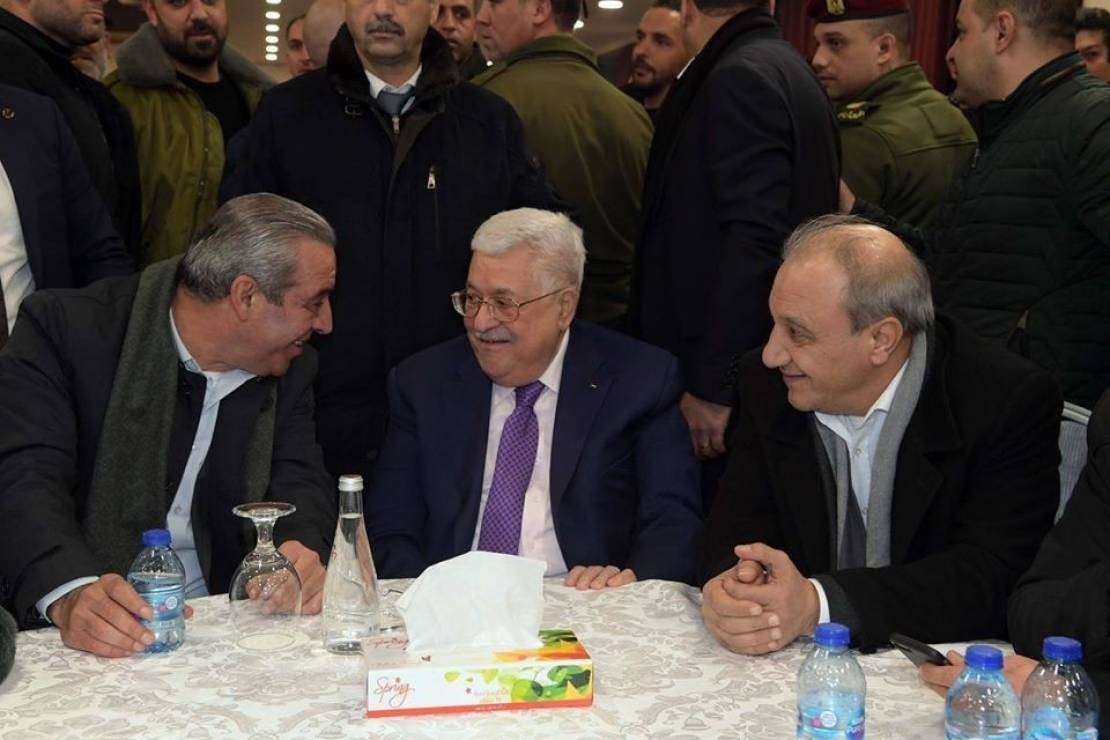 حسين الشيخ ومحمود عباس وماجد فرج