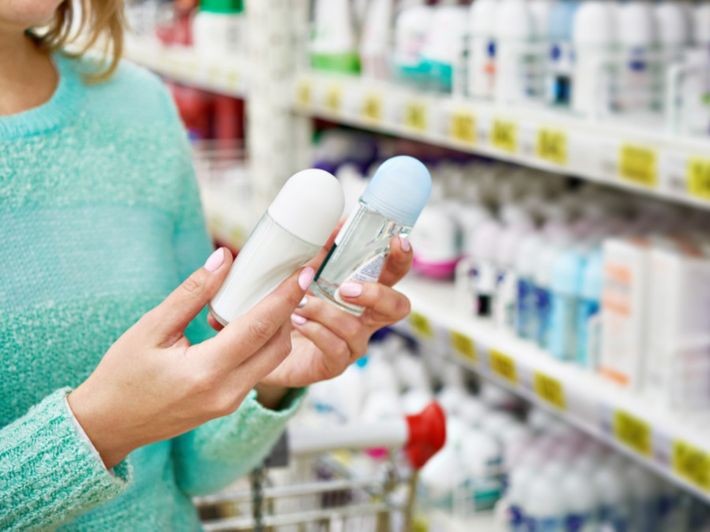 إليك أهم الطرق لتخلص من رائحة العرق.. كيف تتخلص من رائحة التعرق