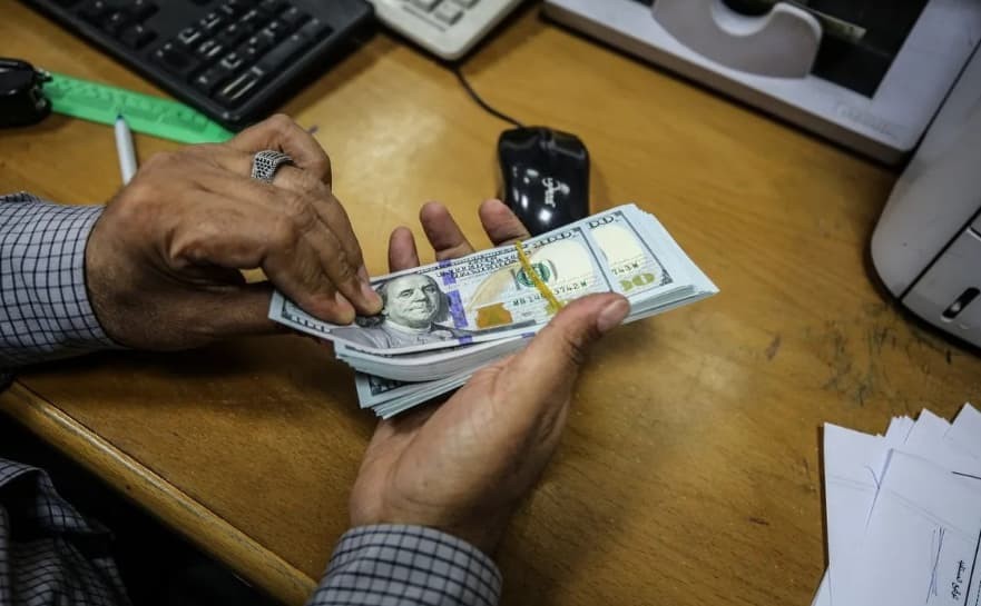 أسماء المنحة القطرية الجديدة 100 دولار شهر 8 اغسطس.. موعد الصرف رابط الفحص عبر الاستعلام الحكومي المركزي