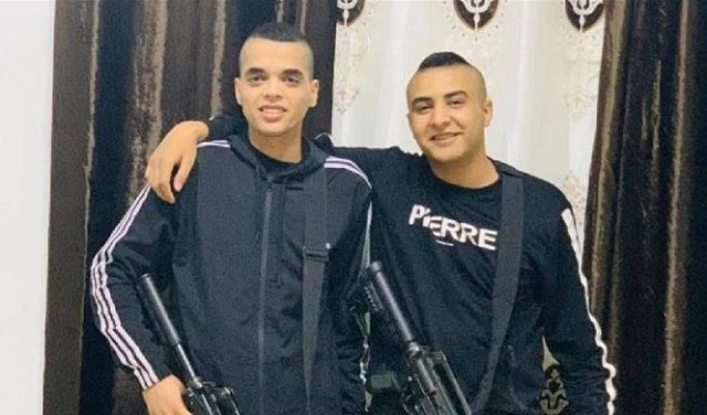 الشهيدان عبد الرحمن فارس وحذيفة عدنان