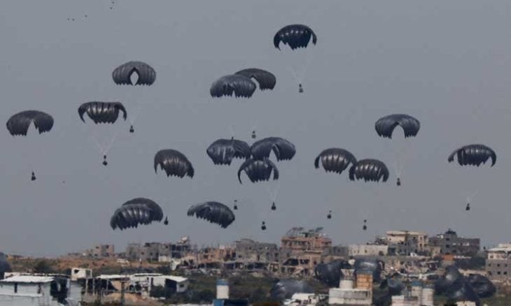 صورة من الأرشيف