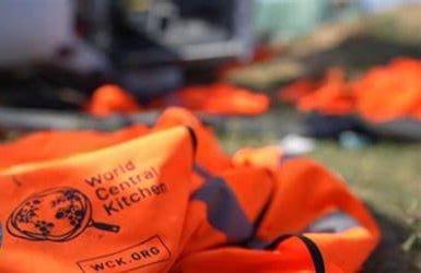 6 شهداء بينهم اثنين من العاملين في المطبخ العالمي