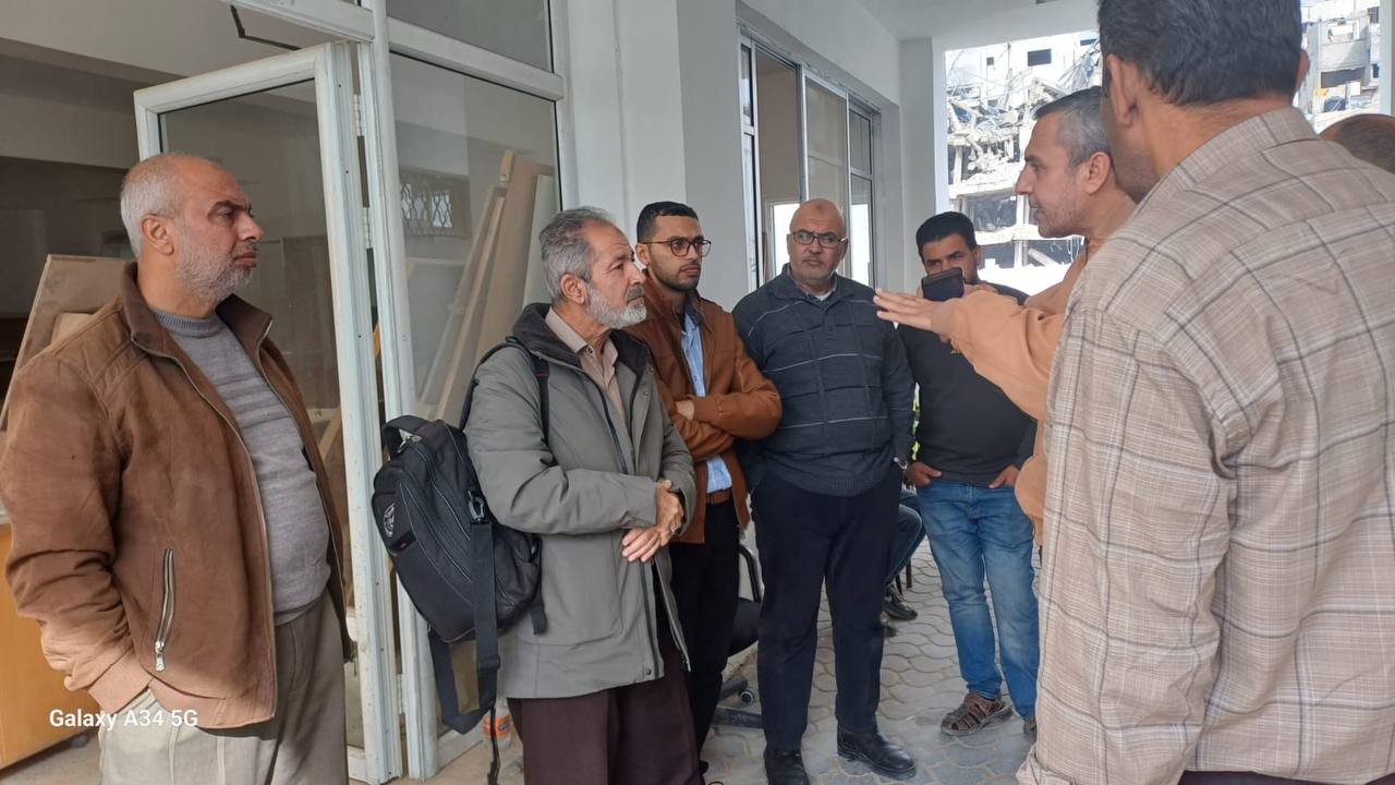 وزارة الصحة تعمل على ترميم مستشفى العيون بعد تدميره من قبل قوات الاحتلال