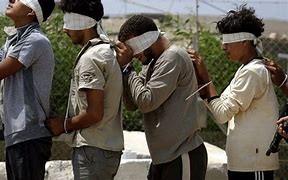 تسمم عدد من الأسرى الفلسطينيين في سجون الاحتلال بسبب طعام فاسد