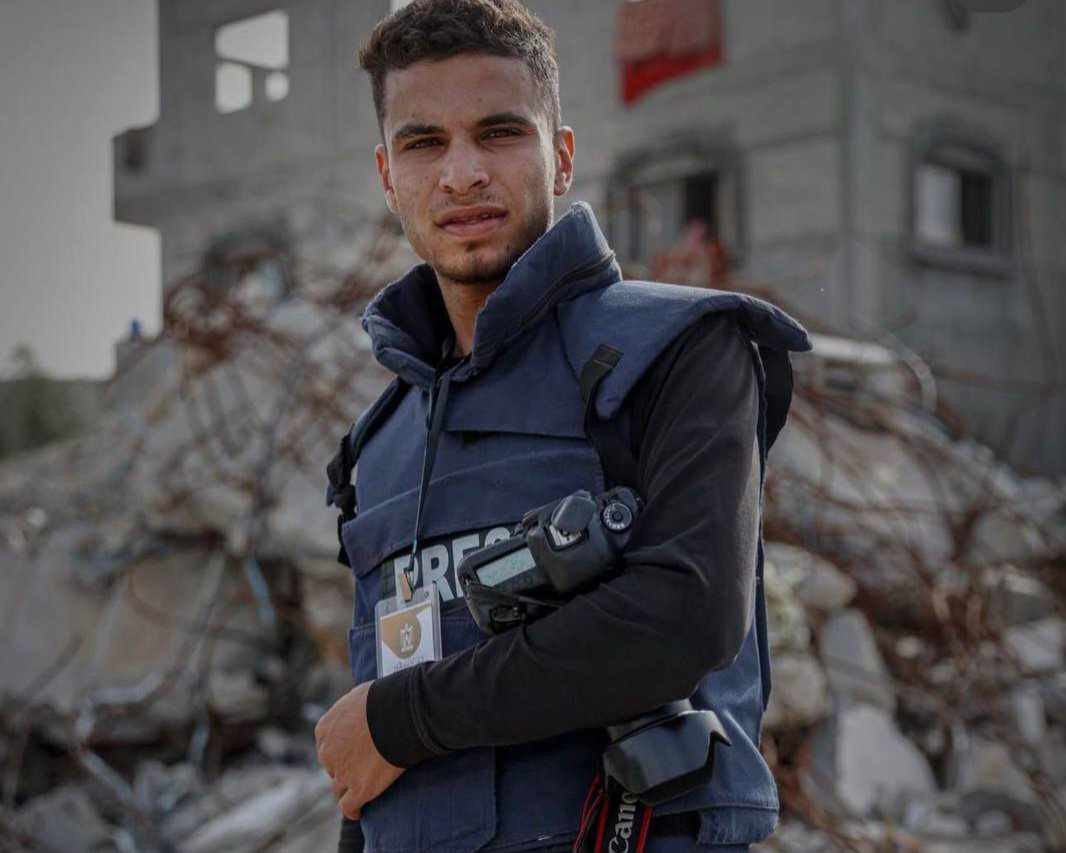 الصحافي عمر الديراوي ... بينه وبين شقيقه صلاة جنازة