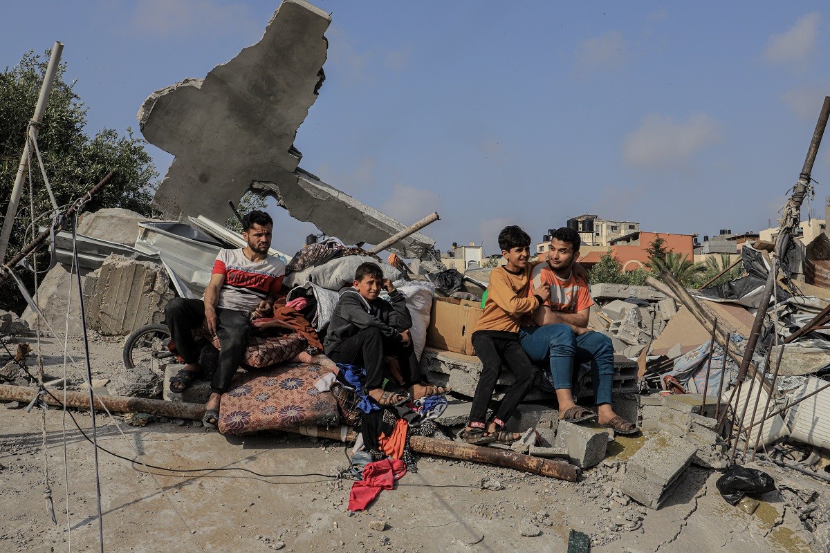 سكان شمال غزة ينتظرون الخيام وسط دعوات للإسراع بالإغاثة