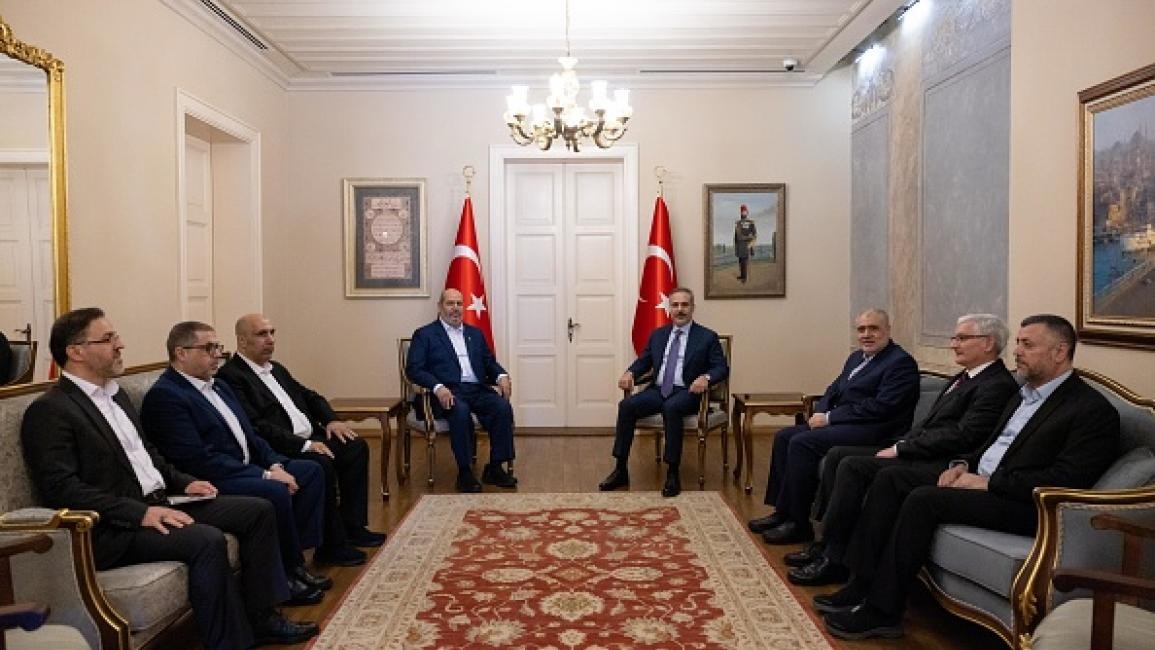 وفد من حركة حماس يلتقي وزير الخارجية التركي في أنقرة