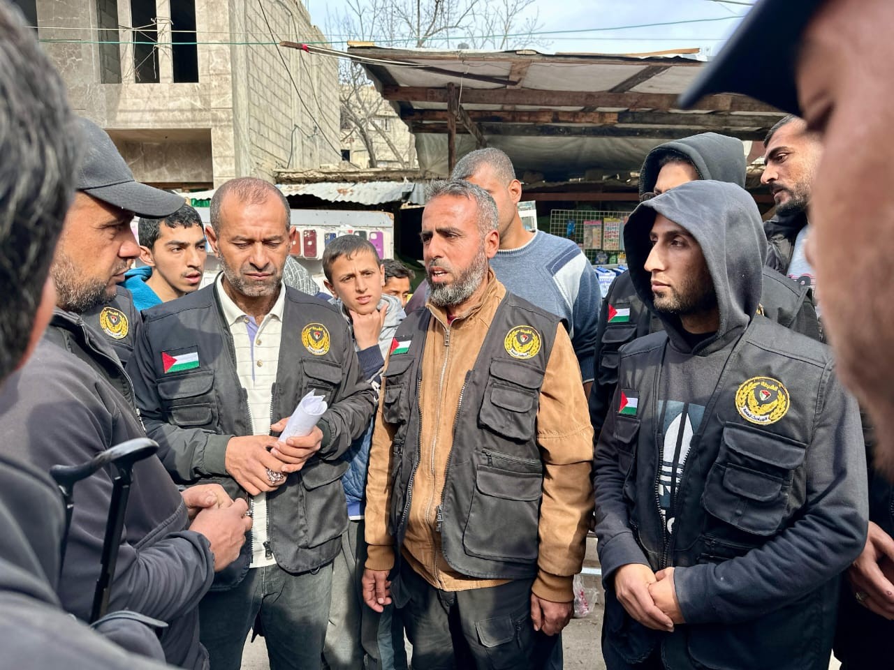 معاناة متجددة بغزة.. السلع مهددة بالنفاد من الأسواق مع إغلاق المعبر