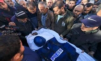 حركة حماس تدين العدوان الإسرائيلي المتواصل على الصحفيين وتطالب بحمايتهم