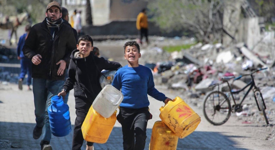 حماس تدين استخدام الاحتلال الماء والكهرباء كسلاح ضد المدنيين في غزة