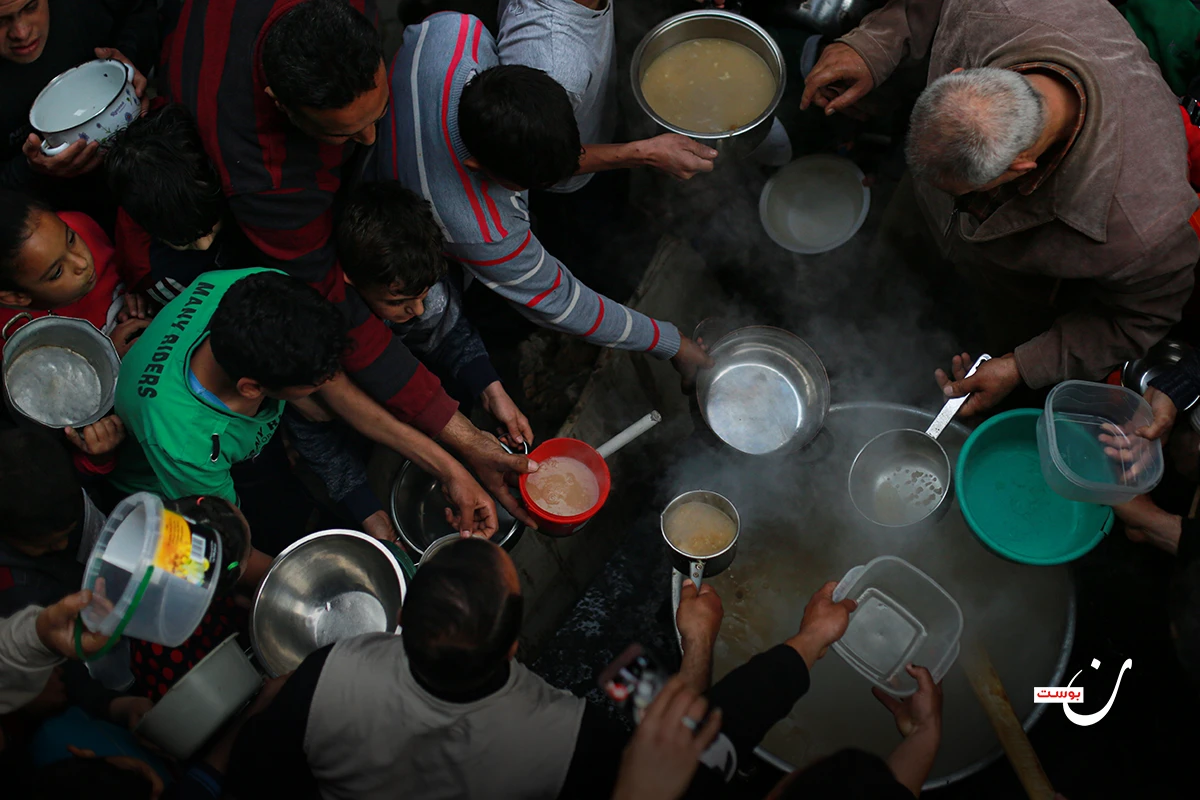 استهداف تكيات الطعام في غزة: إمعان في التجويع والإبادة الجماعية