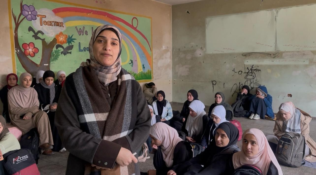 المعلمة أسماء شتات