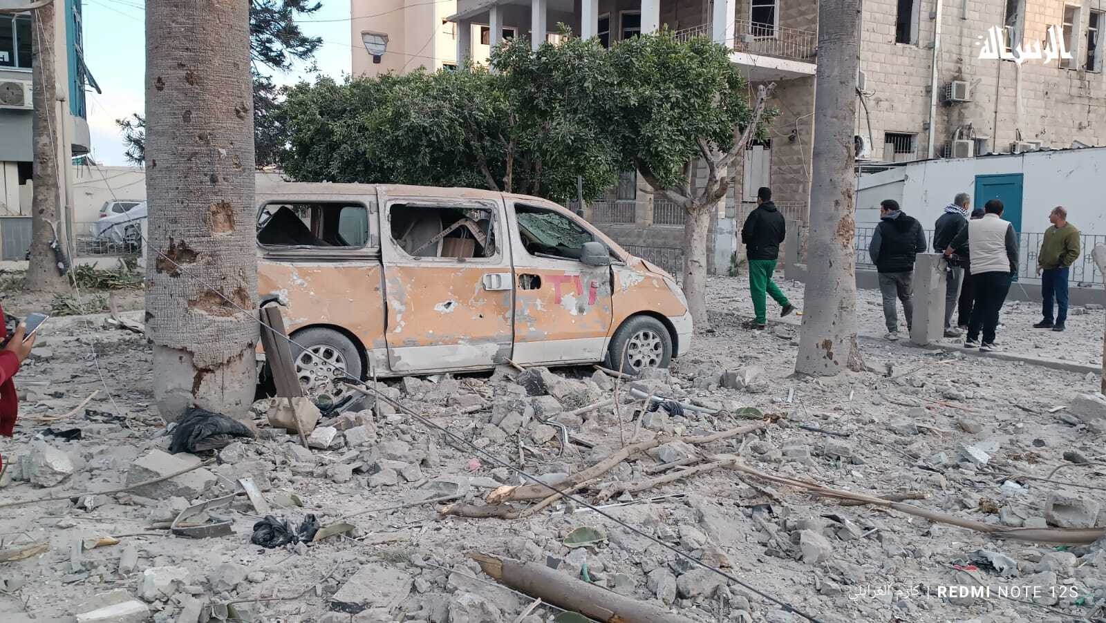 المستشفى المعمداني خارج الخدمة بعد قصف إسرائيلي دمّر أقسامًا حيوية