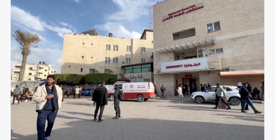 المتحدث باسم مستشفى شهداء الأقصى: الاحتلال دمر ثلاثة مولدات كهربائية تغذي مستشفيات غزة