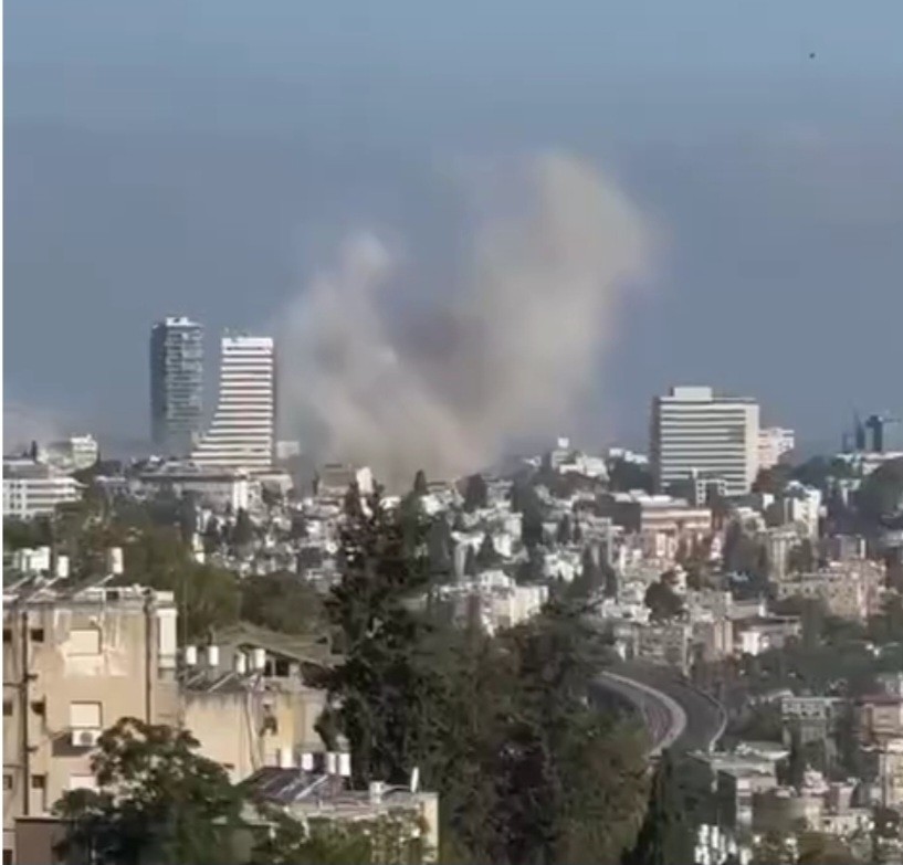 إيران ترد على ضربة مفاعلها النووي بـ40 صاروخًا على (إسرائيل)