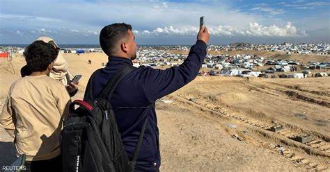 (حماس) تحذر من كارثة إنسانية جراء قطع الاحتلال خطوط الاتصالات في غزة