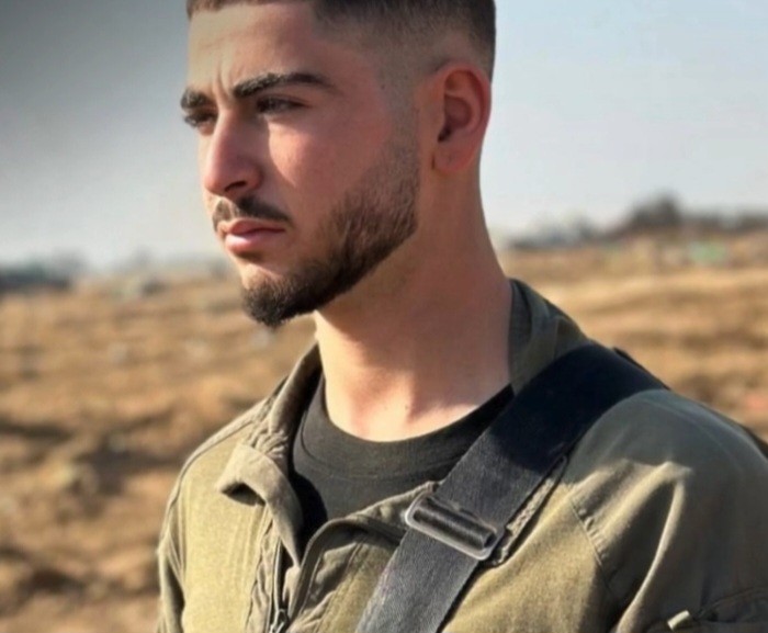 مقتل جندي (إسرائيلي) وإصابة آخرين في خانيونس إثر استهداف مدرعة بعبوة ناسفة