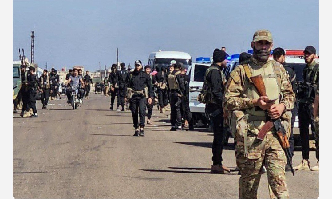 تجمع القوات السورية على أبواب محافظة السويداء