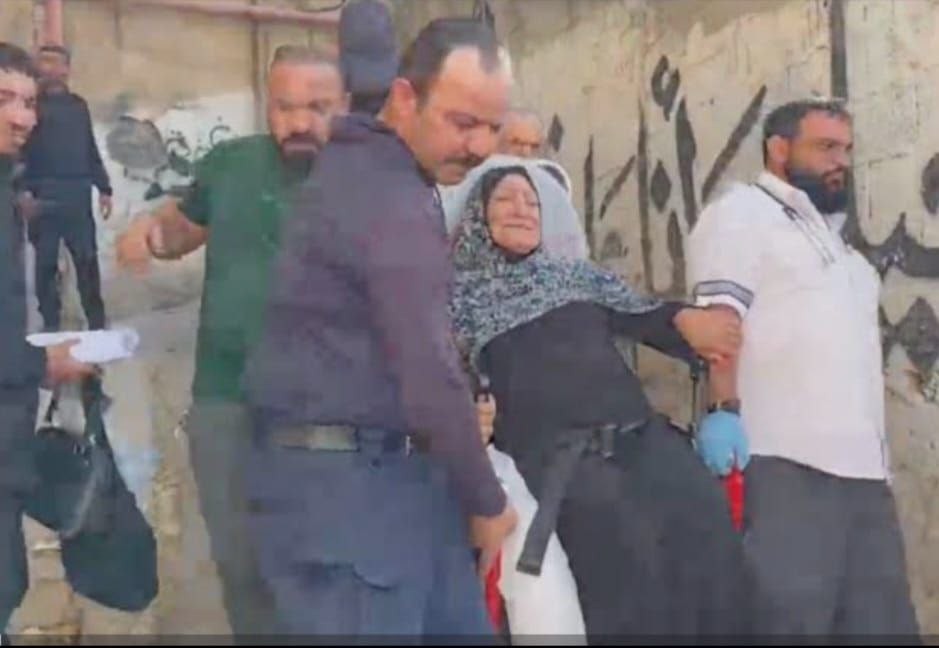 بيت أم زهري... خرجت العجوز وبقيت المفاتيح تبكي على الباب