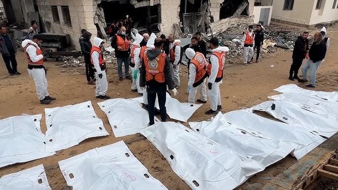 الدفاع المدني: نقلنا جثامين "94" شهيد من "مقبرة الصحابة" تمهيدا لدفنهم في "مقبرة الشهداء"