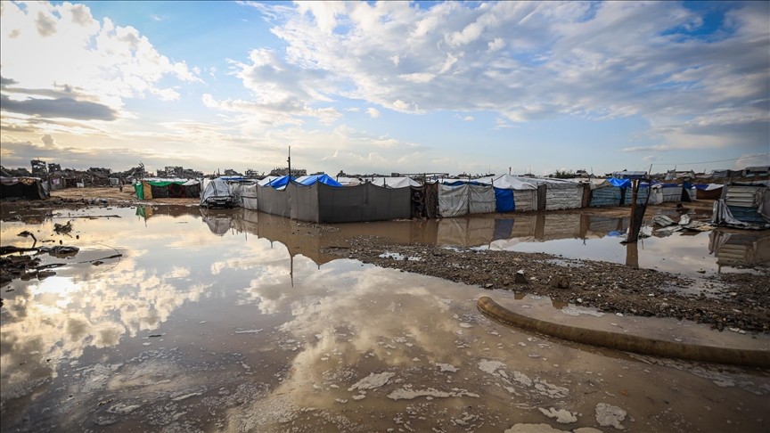 لأن الأرض لم تعد آمنة.. سقط الطفل عطا مأمون في بئر تحت ضجيج المطر