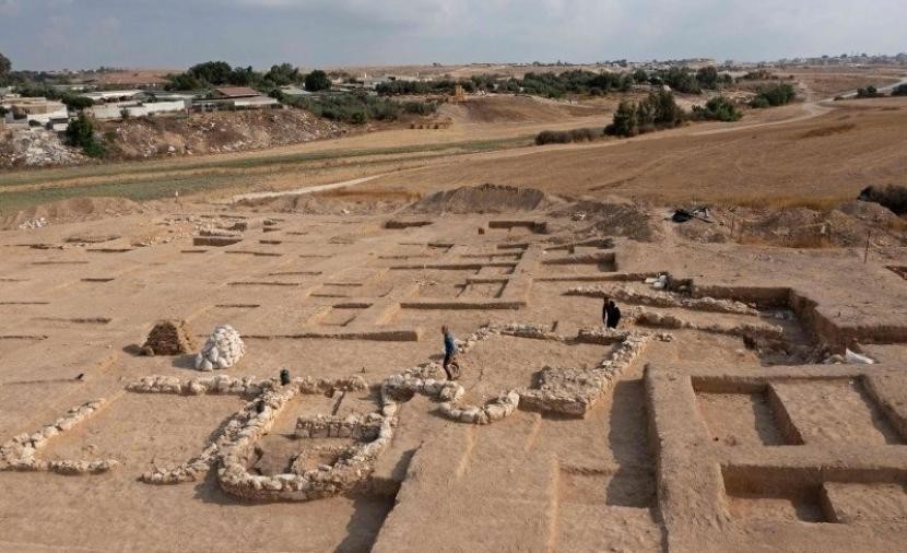 كيف تستخدم "إسرائيل" الآثار لفرض روايتها التوراتية؟