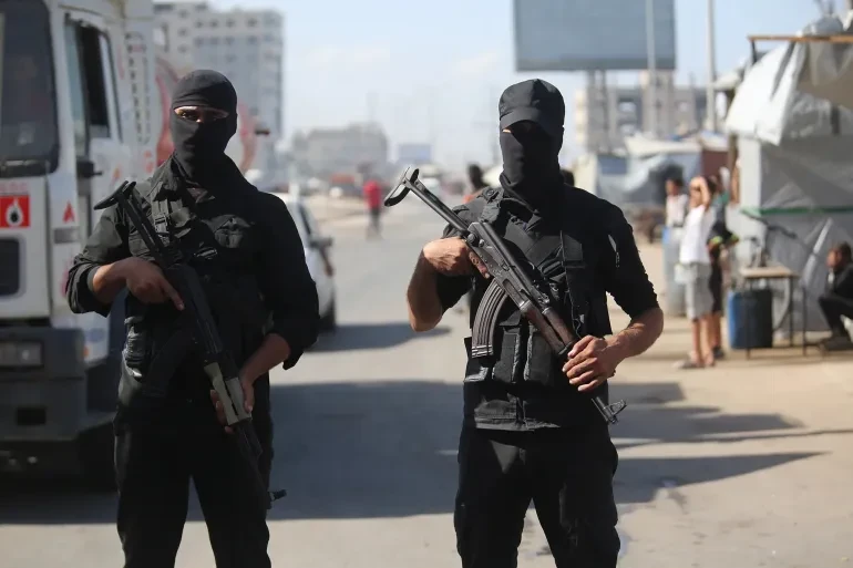 "قسم التحقيق" بشرطة رفح يُنهي خلافًا ماليًا بقيمة 900 ألف شيكل