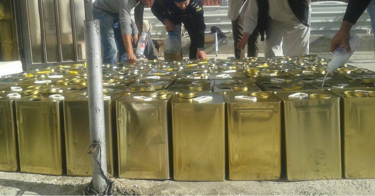 "مباحث التموين" تضبط أكثر من 4 آلاف لتر زيت زيتون مغشوش في خان يونس