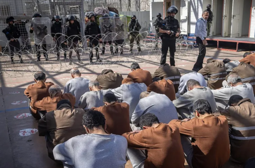 داخل سجن ركيفت: قمع وإهمال يهددان حياة الأسرى الفلسطينيين