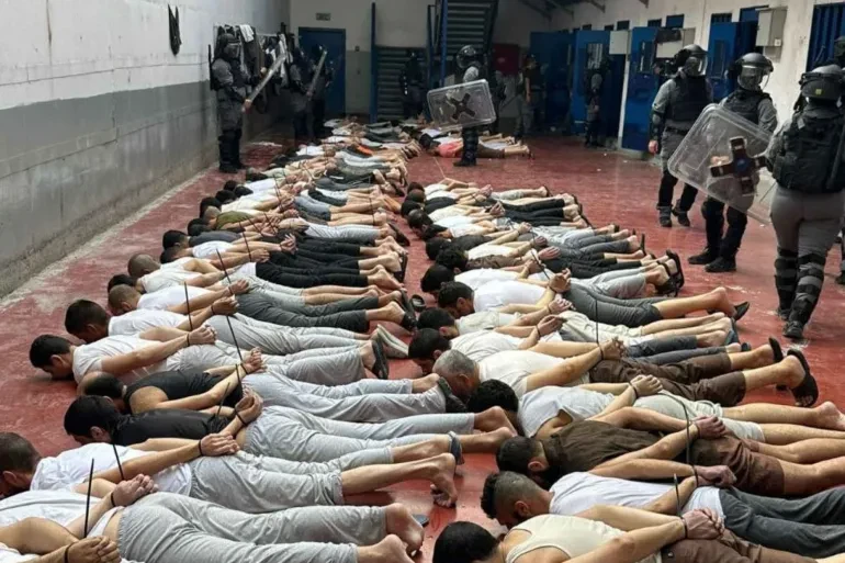 إعلام الأسرى: الاحتلال يمضي نحو مرحلة أكثر دموية داخل السجون