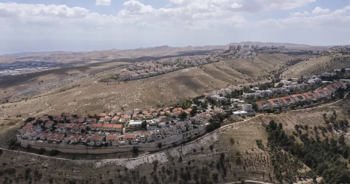 هل تنجح التحركات العربية في كبح جماح الاستيطان؟